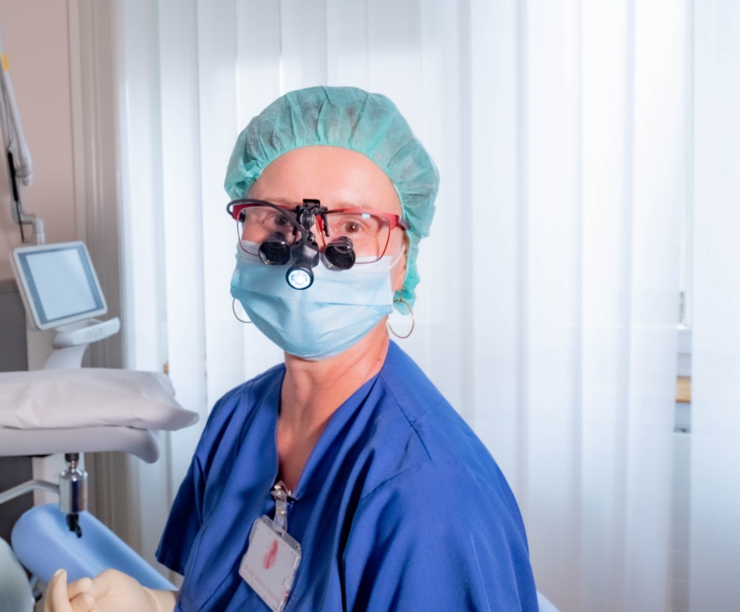 Labia Majora – Reduction & Volume Restoration Basel